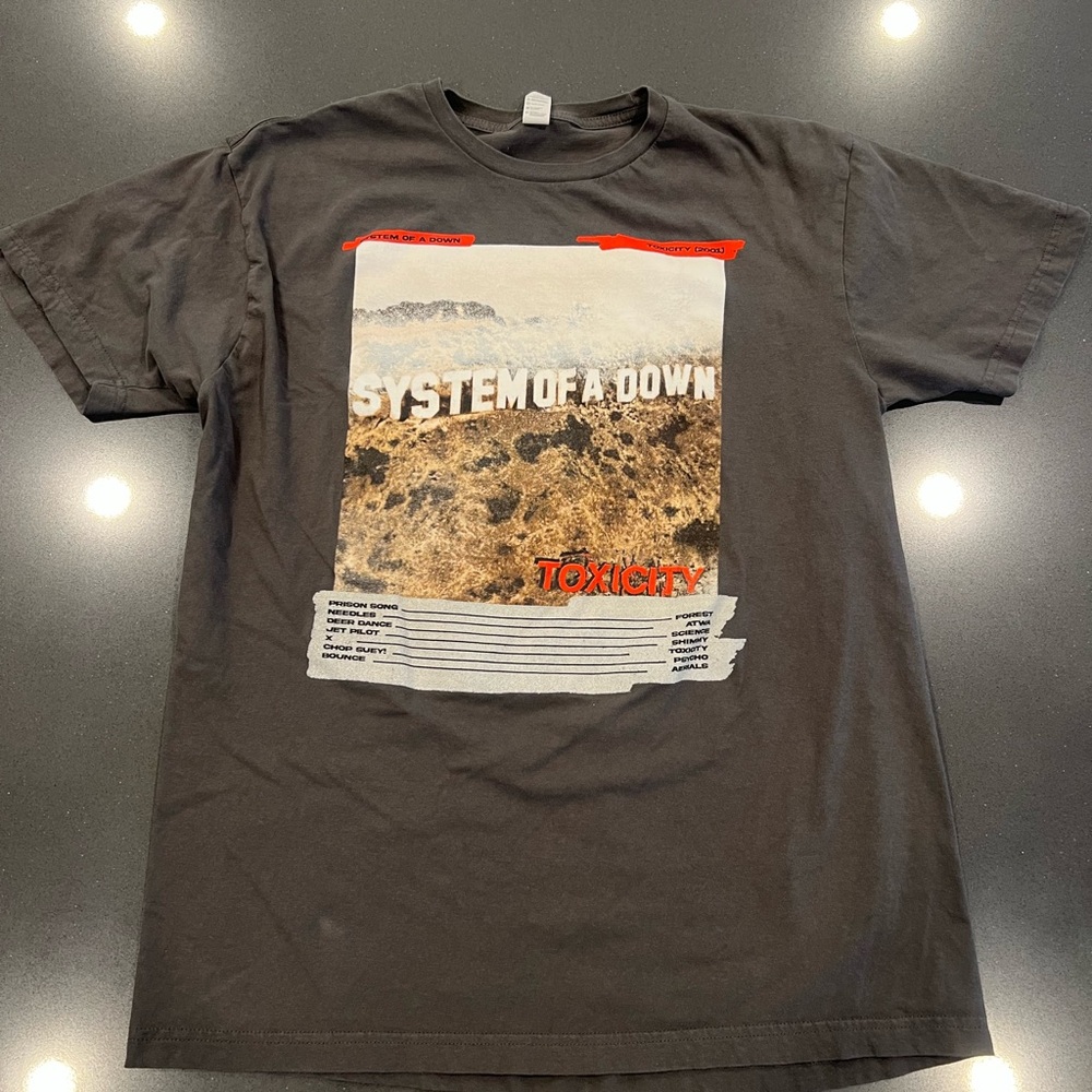 System Of A Down 'Toxicity' Graphic Tee - Black